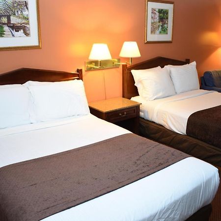 Red Carpet Inn & Suites Culpeper Zewnętrze zdjęcie